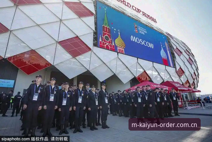 kaiyun体育赛事 世界杯安保策略深度评测:英国警力缩减背后的博弈与kaiyun体育赛事视角